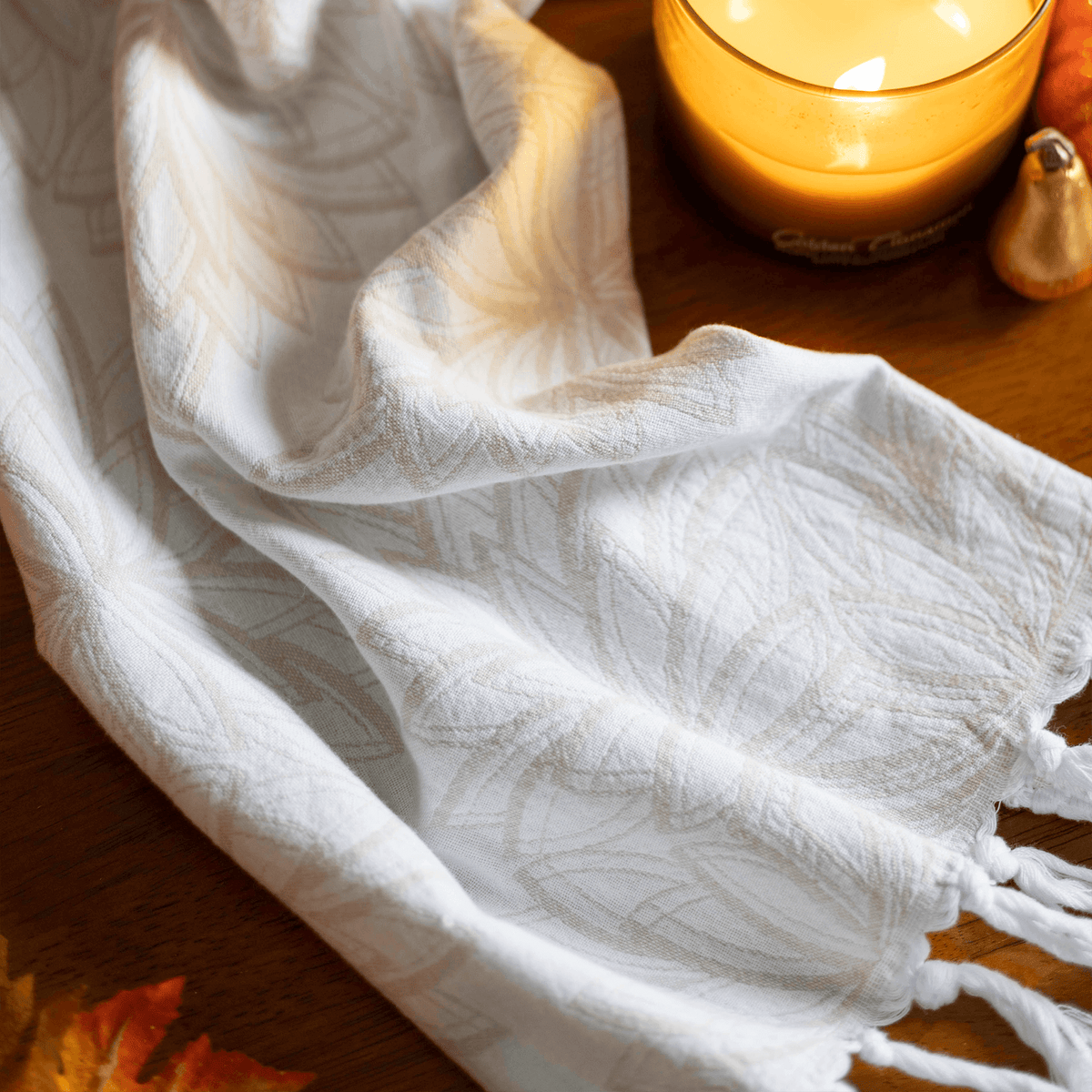 Canadian-Designed Oat + White Turkish Hand Towel | Spa-Soft, Quick-Dry