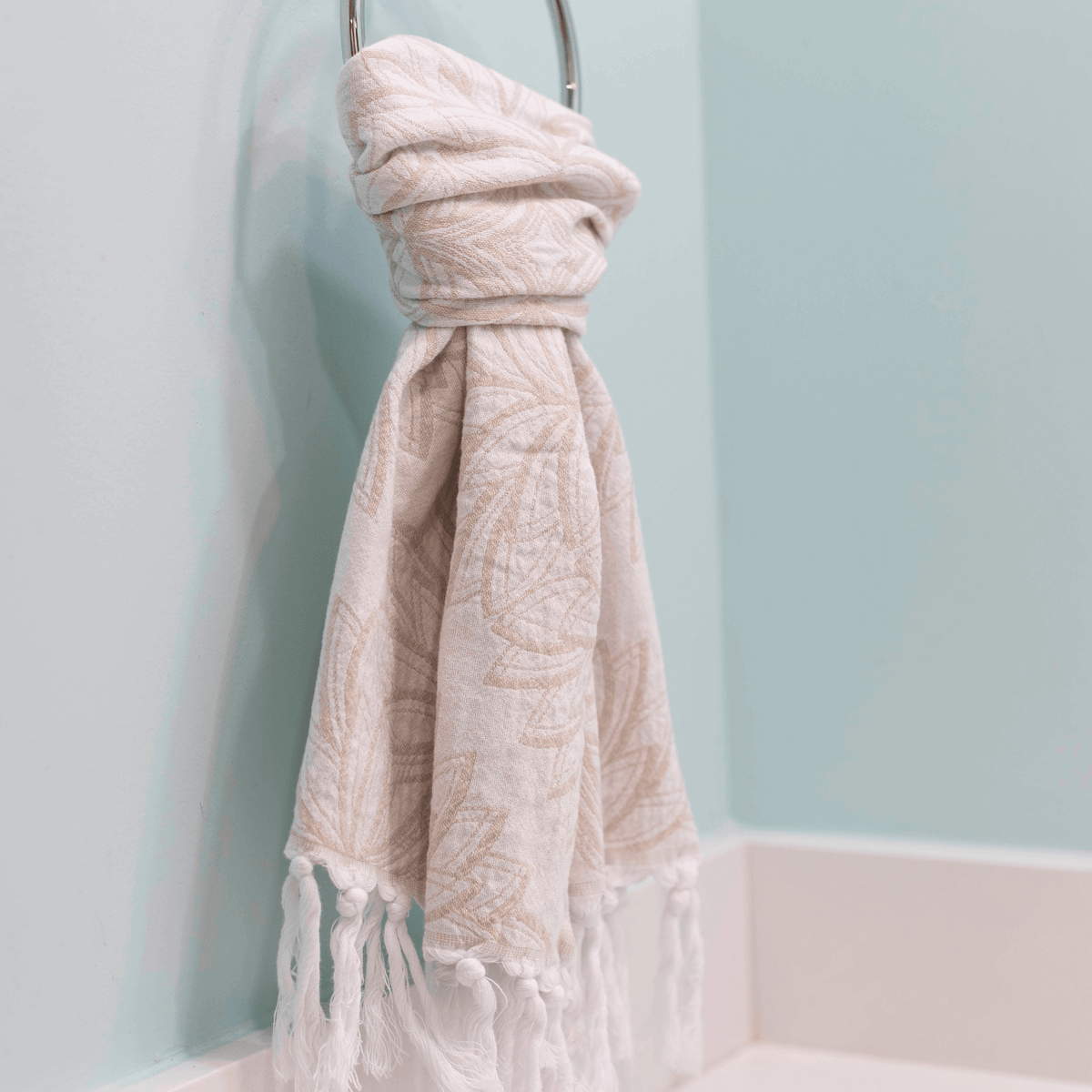 Canadian-Designed Oat + White Turkish Hand Towel | Spa-Soft, Quick-Dry