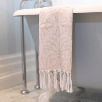 Canadian-Designed Oat + White Turkish Hand Towel | Spa-Soft, Quick-Dry